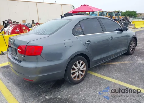 2013 Volkswagen Jetta 2.5L Se z USA, uszkodzony, nr VIN 3VWDP7AJ7DM366924